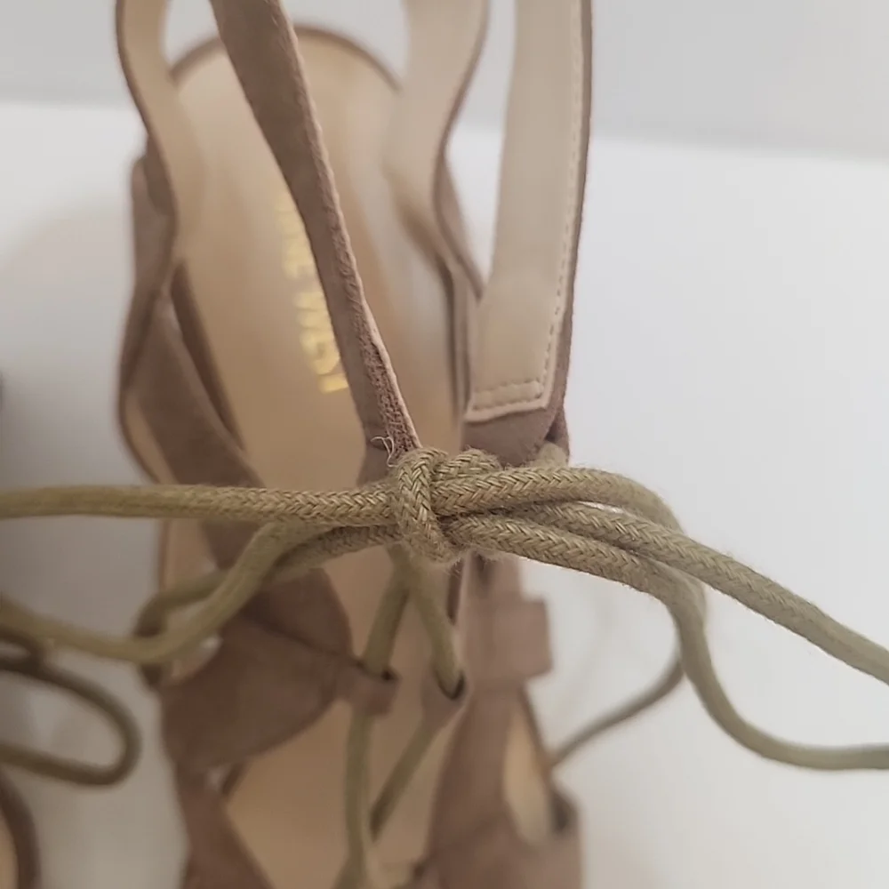 Nine West Women's Tan Beige Pasa Suede Lace Up Wedge Sandals Size 9
